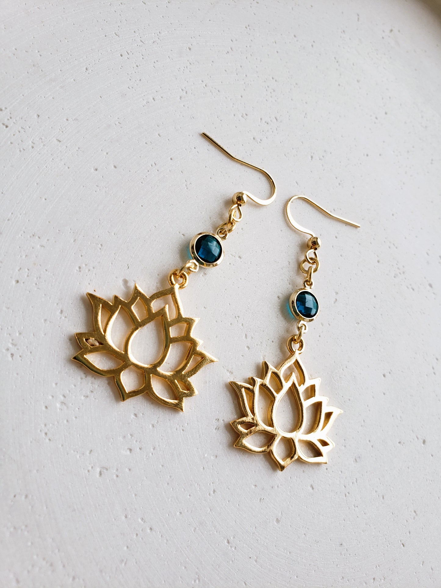 Boucles d'oreilles Lotus bleu