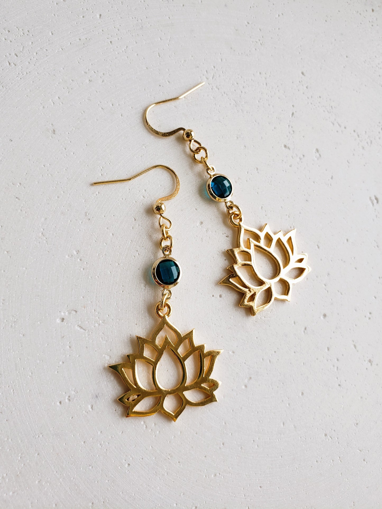 Boucles d'oreilles Lotus bleu