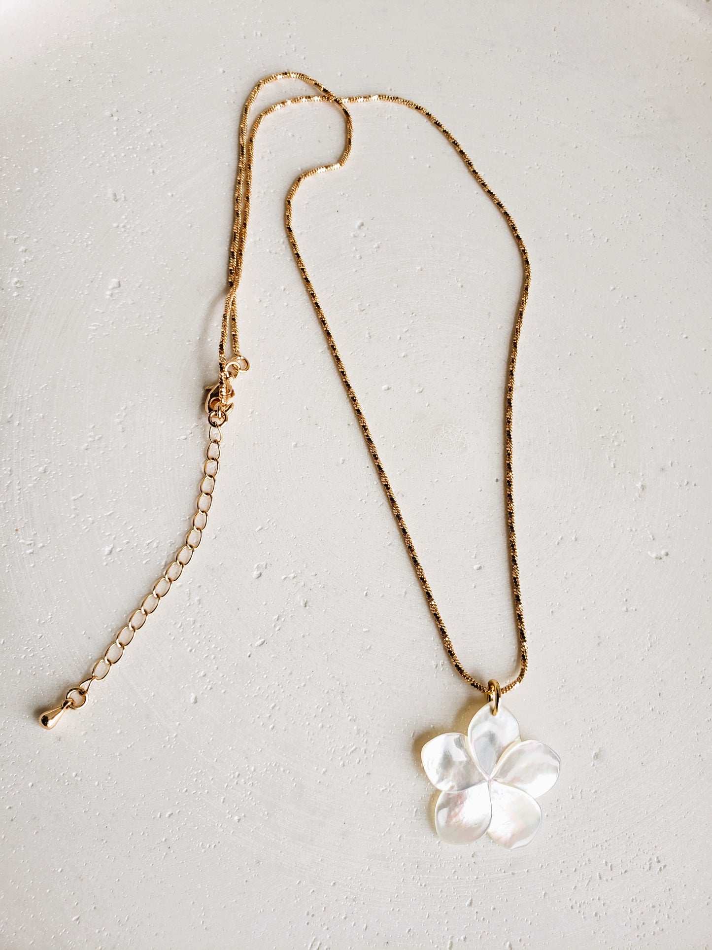 Collier Mahalo