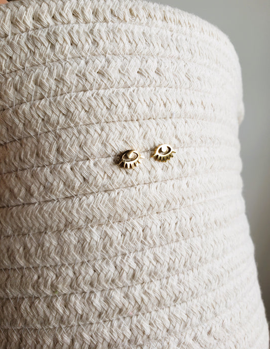 Clous d'oreilles Protection