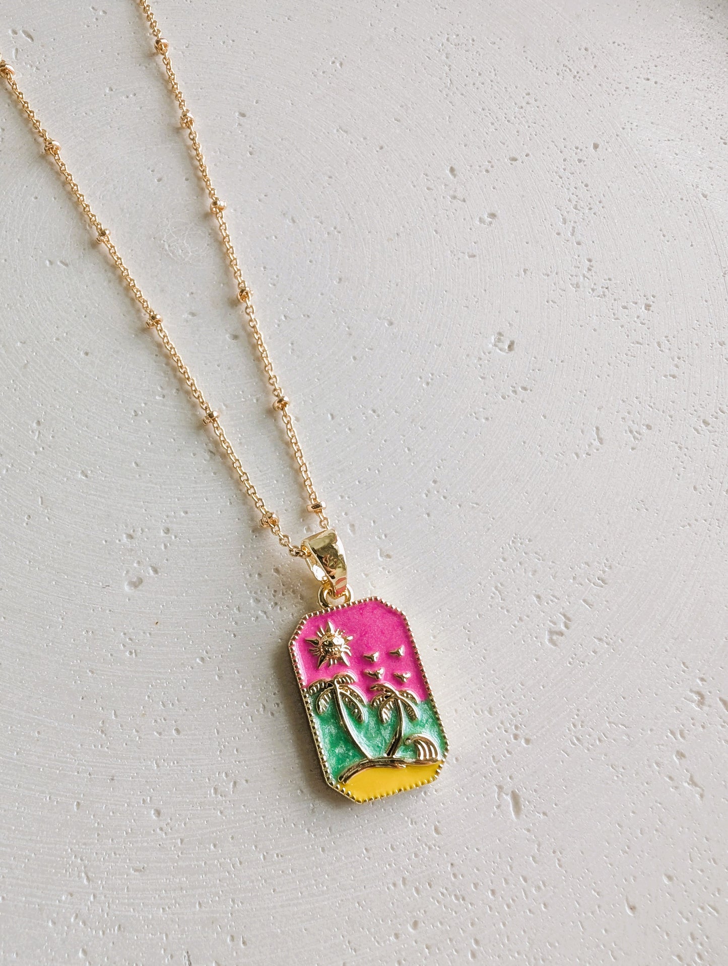 Collier Summer Vibes